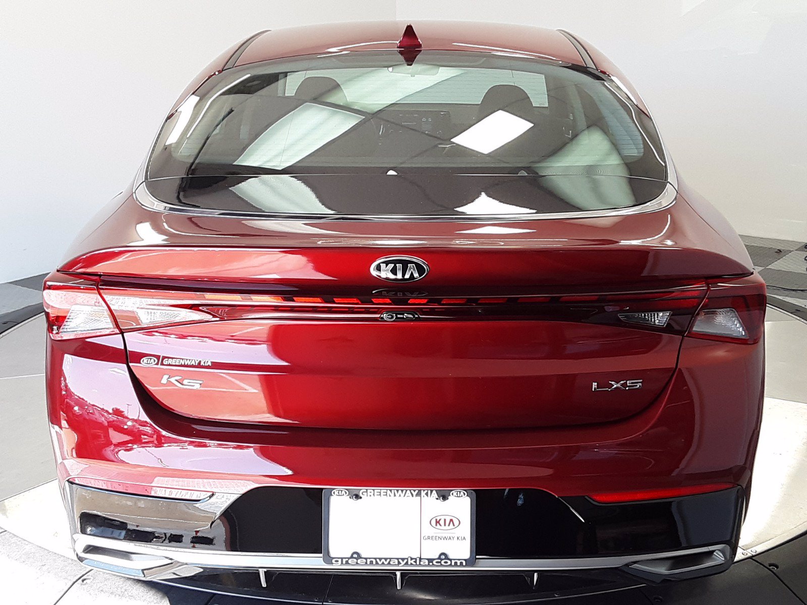 Kia k5 red